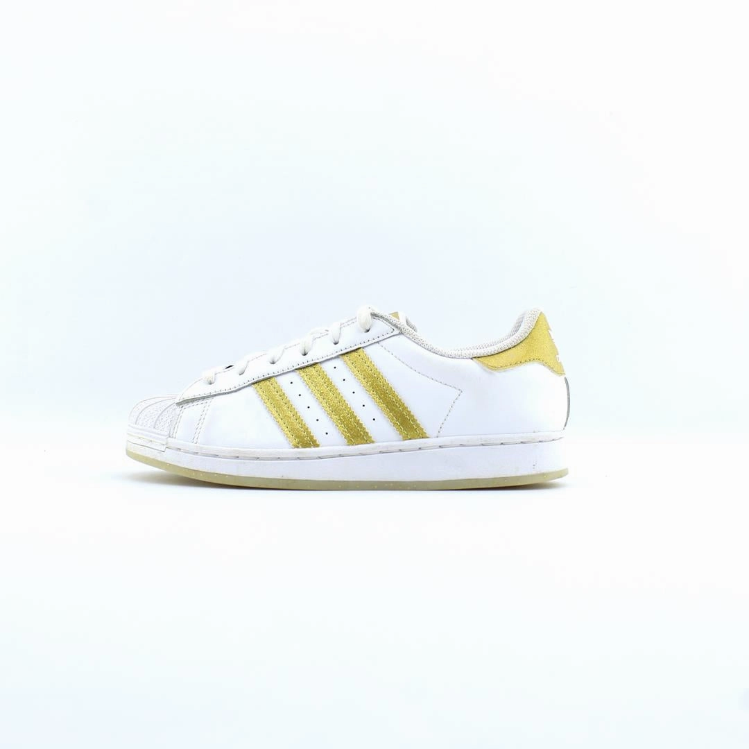 Difference Between Running Shoes And Training Shoes ADIDAS LA MARQUE AUX 3 BANDES