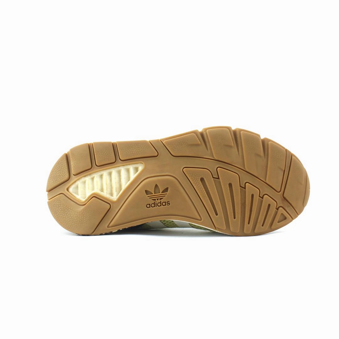 Fresh Foam X Kaiha Running Shoe ADIDAS NMD_R1 J