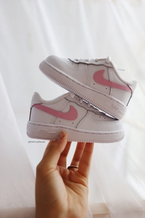 Air Force 1 Low Custom Kids Shoes Bubblegum Pink Swoosh Hand Painted AF1 Sneakers Sneakers To Wear With A Dress