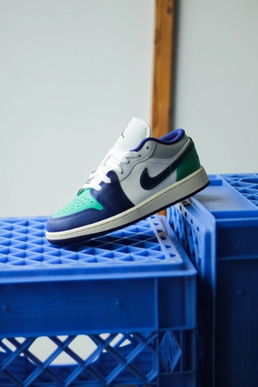 Nike Exercise Shoes AIR JORDAN 1 LOW (GS) "SAIL/DEEP ROYAL BLUE-STADIUM GREEN"