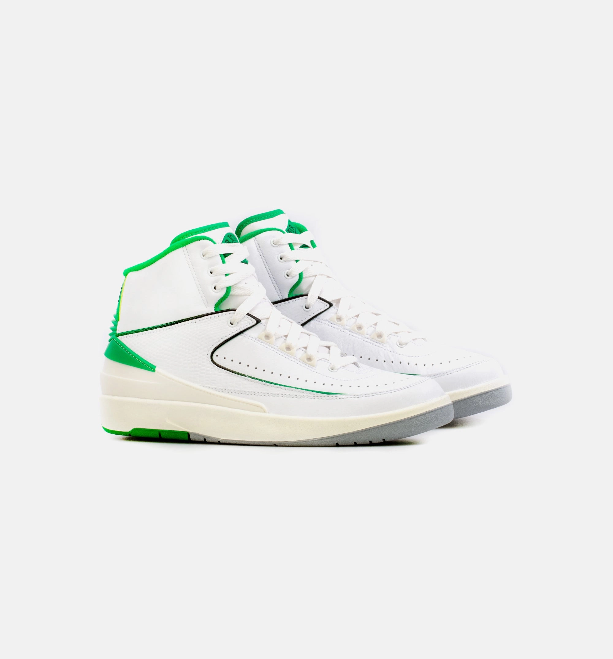 Air Jordan 2 Retro Lucky Green Mens Basketball Shoe - White/Green Mismatched Basketball Shoes