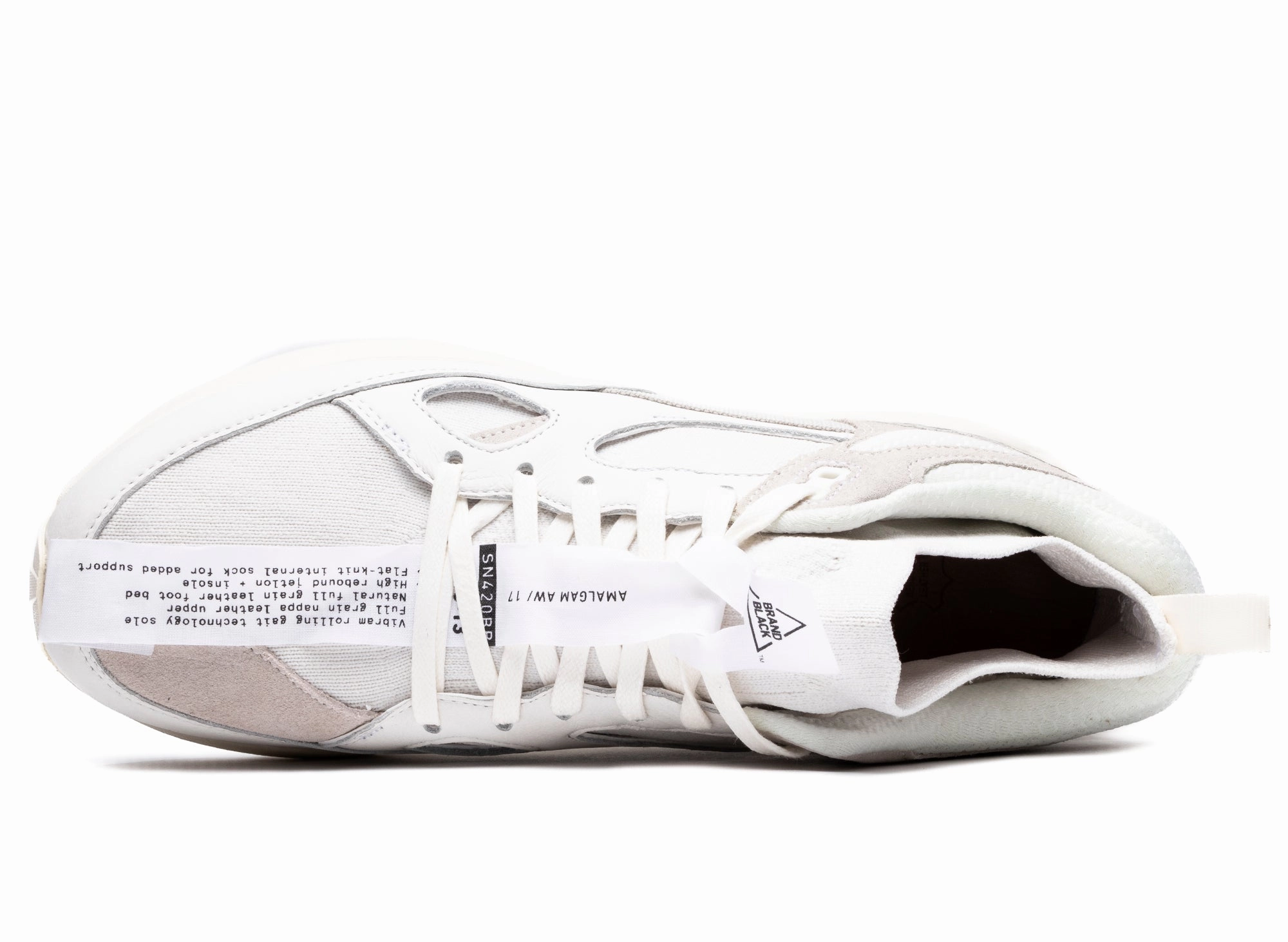 Brandblack Auru in White Shaq Raq Low Basketball Shoes