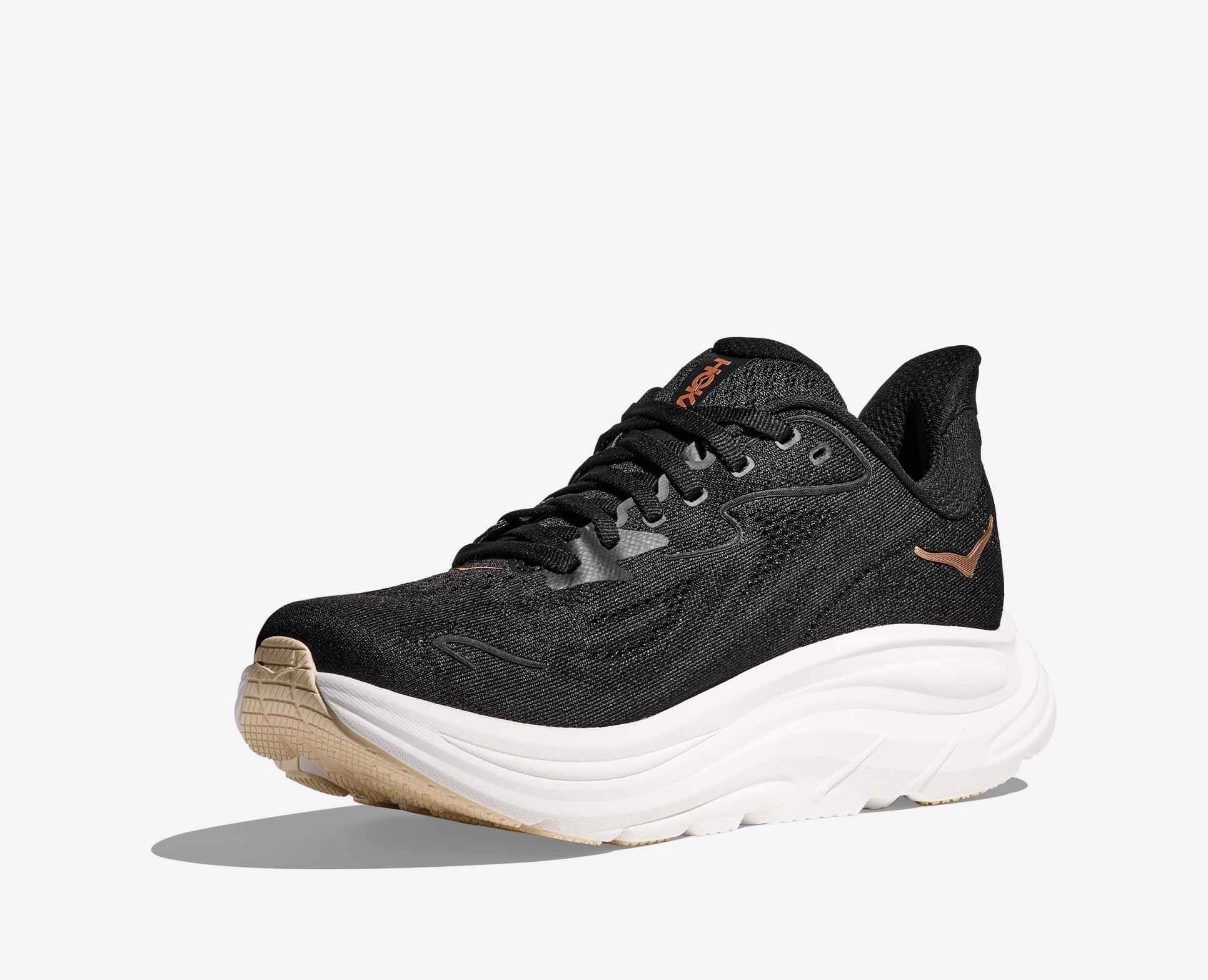 Great Walking Shoes For Travel WOMEN'S CLIFTON 10