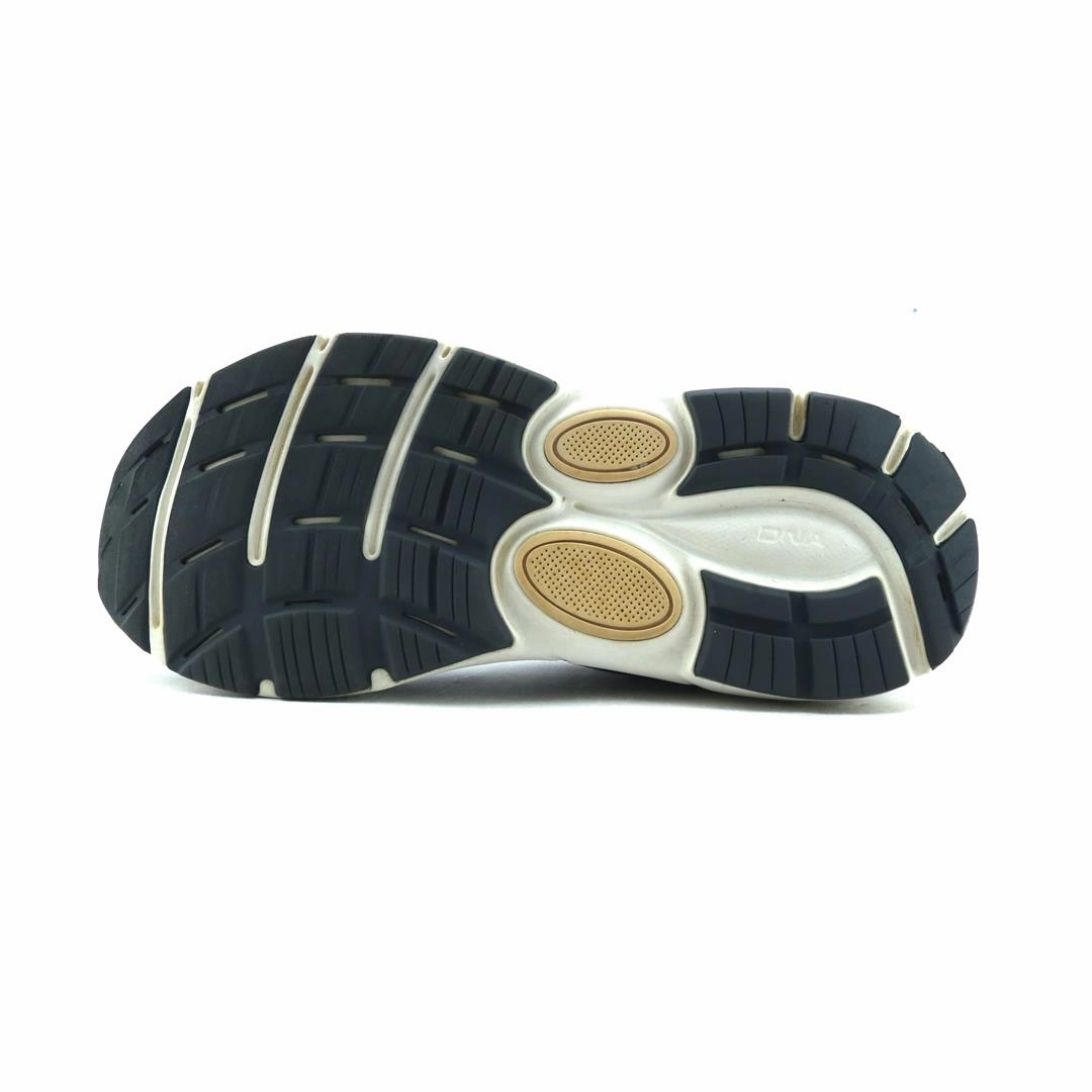 BROOKS DYAD 11 Running Shoes That Run Wide