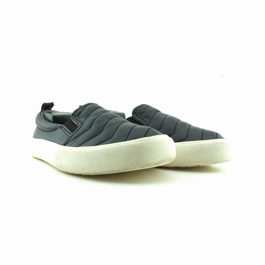 CAT AND JACK . Grey Slip On