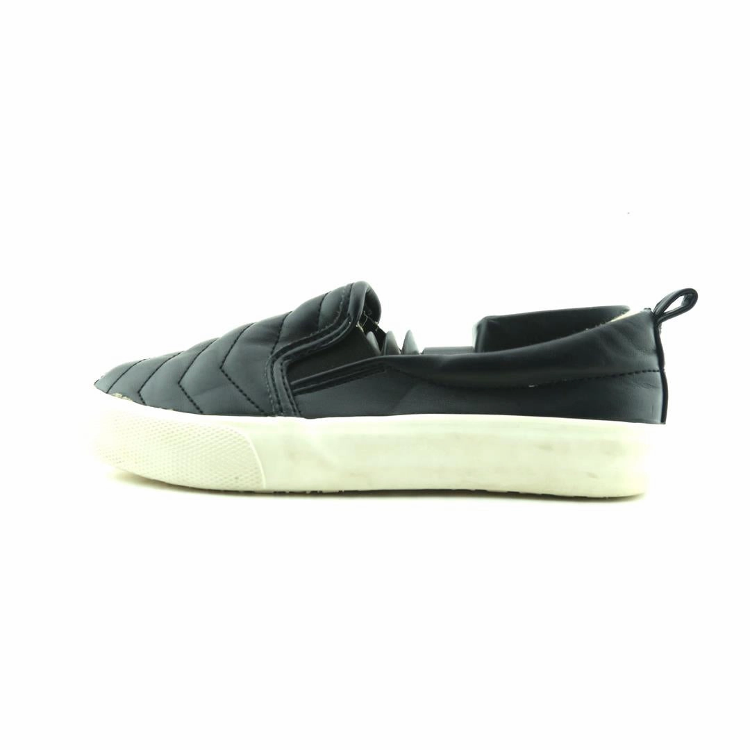Women Slip On Sneakers CAT AND JACK .