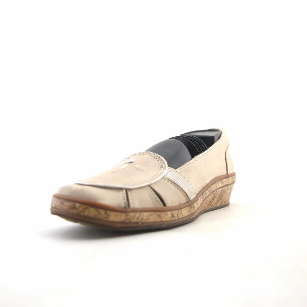 GRASSHOPPER  ORTHLITE Oxford Shoes Vs Wingtip