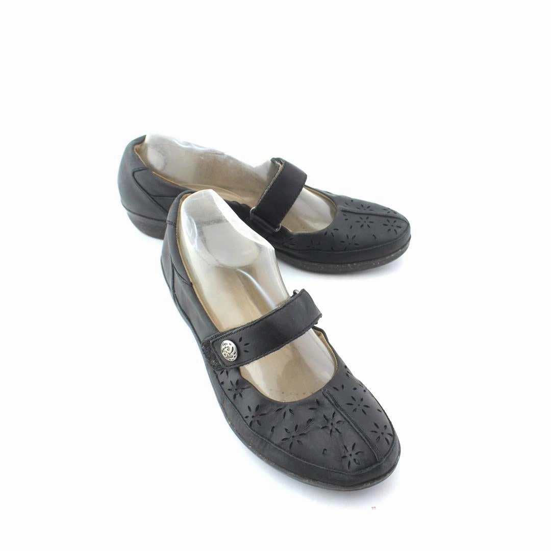 CLARKS COLLECTION High Top Basketball Shoes Near Me