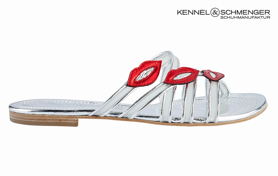 Simple Flats Shoes Ken Lipstick