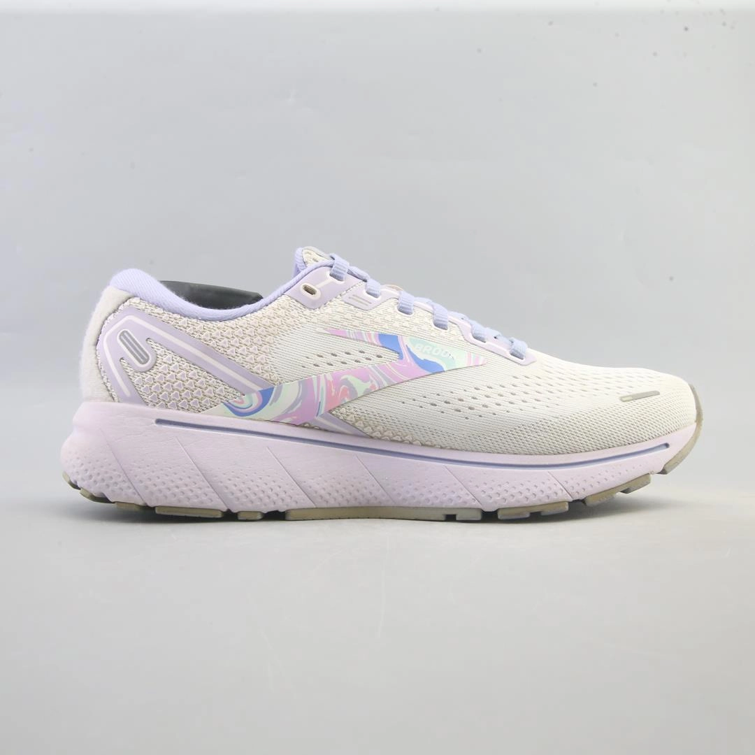 Odessa Wingtip Oxfords BROOKS GHOST 14