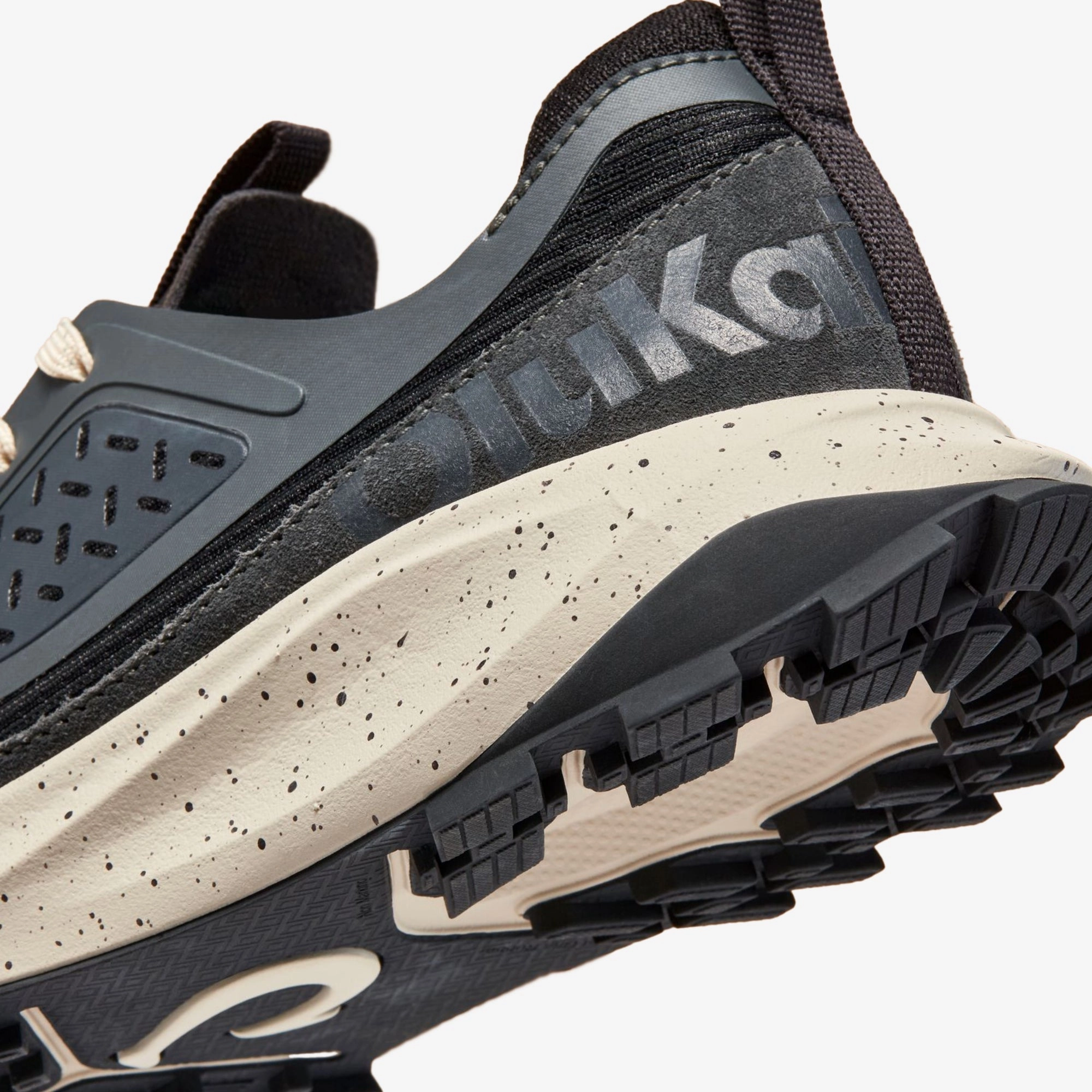 Makiki  -  Lava Rock / Dk Shadow Unif Trail Shoe