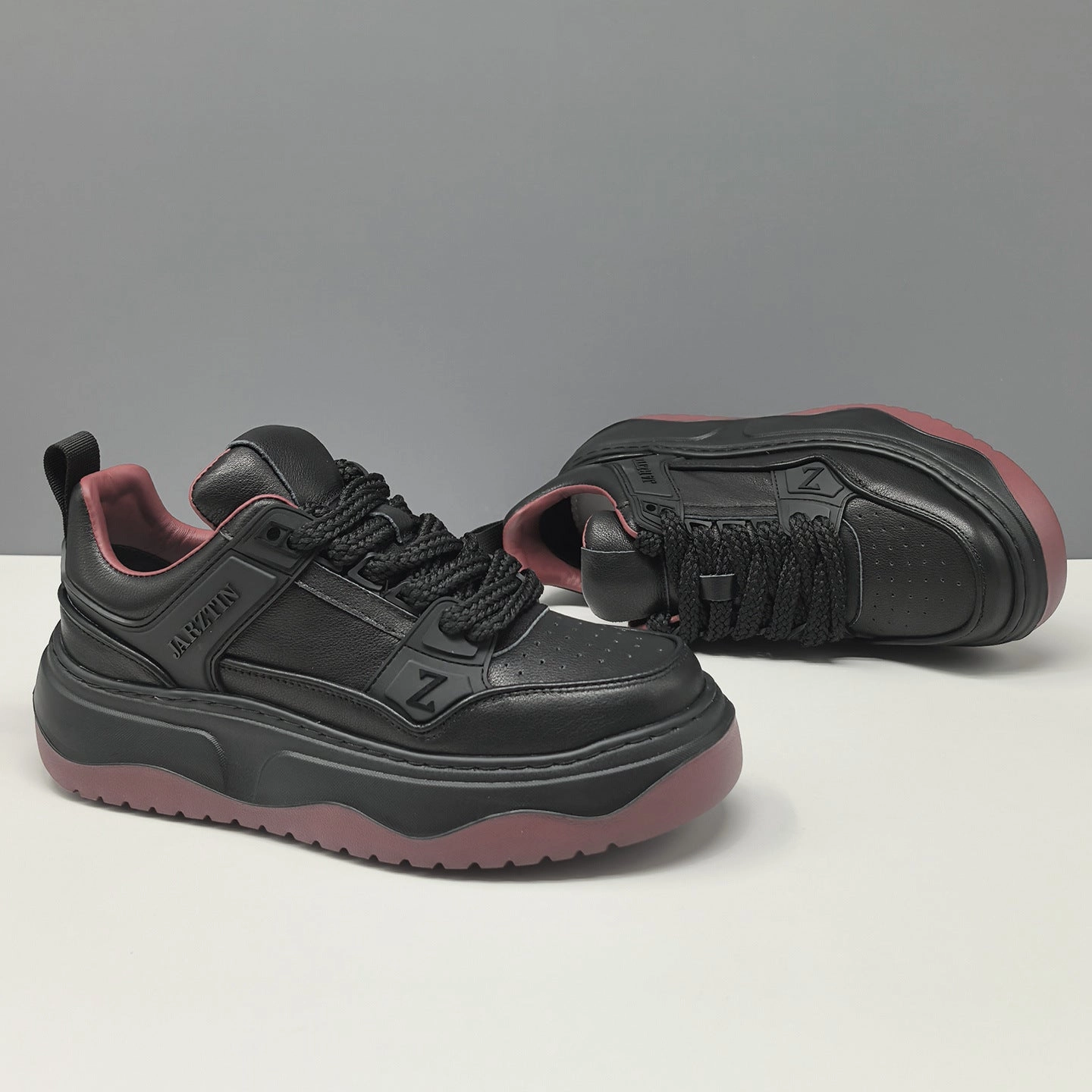 Men's Stylish Breathable Quilted Leather Casual Sneakers Scoot Henderson Sneakers