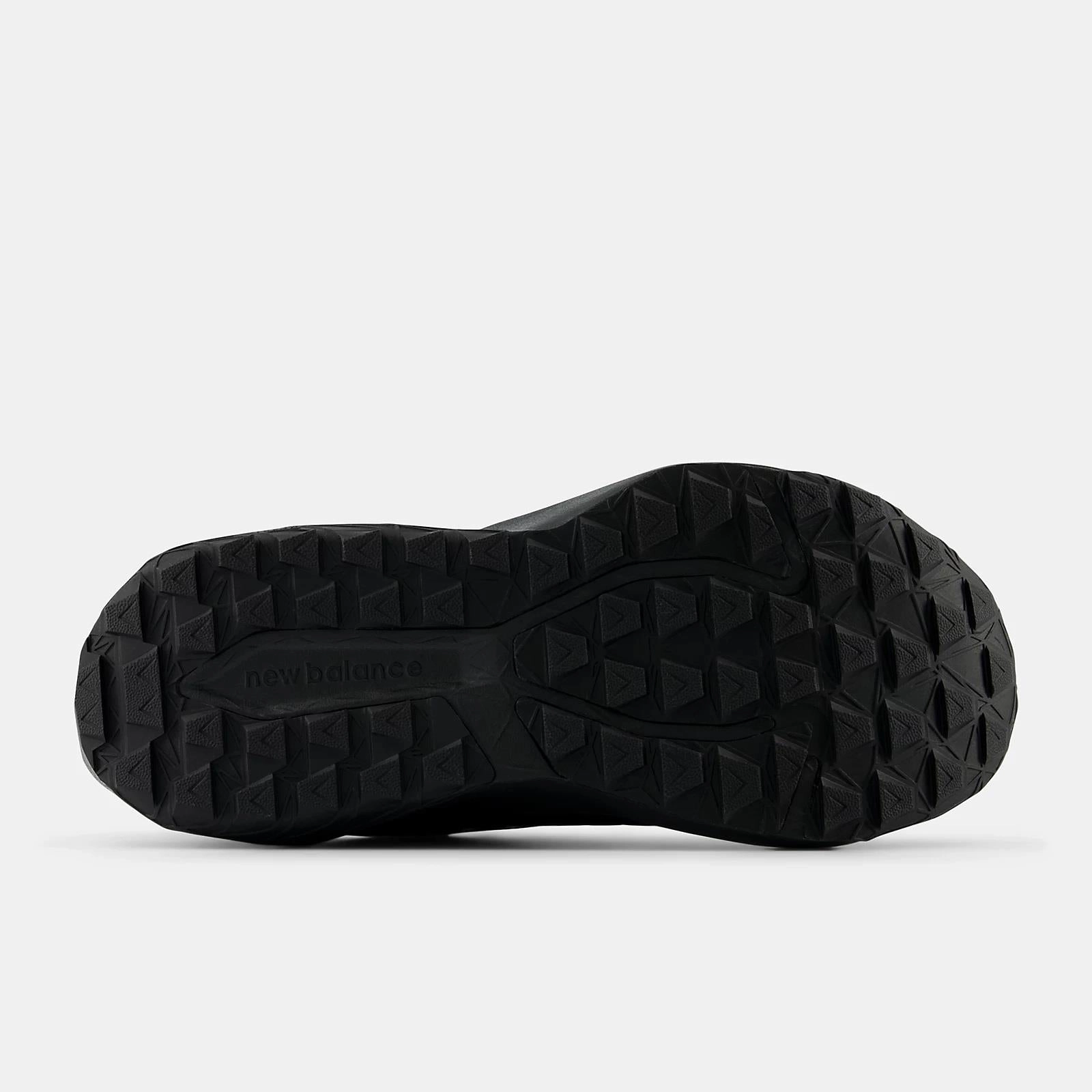 Men's Wide Fit New Balance MTNTRGB6 Gore Tex Sneakers Best Beginner Trail Running Shoes