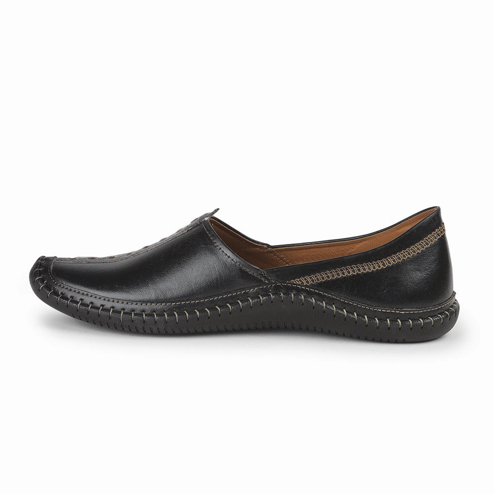 Fortune Black Casual Mojari For Men BRL-25 By Liberty Casual Clark Shoes