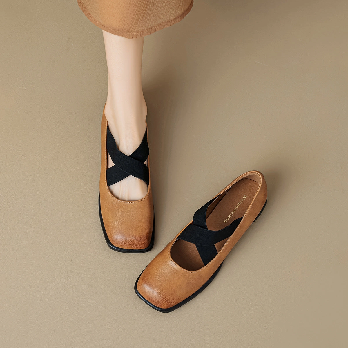 Smart Casual Shoe Women Retro Cross Strap Leather Casual Shoes