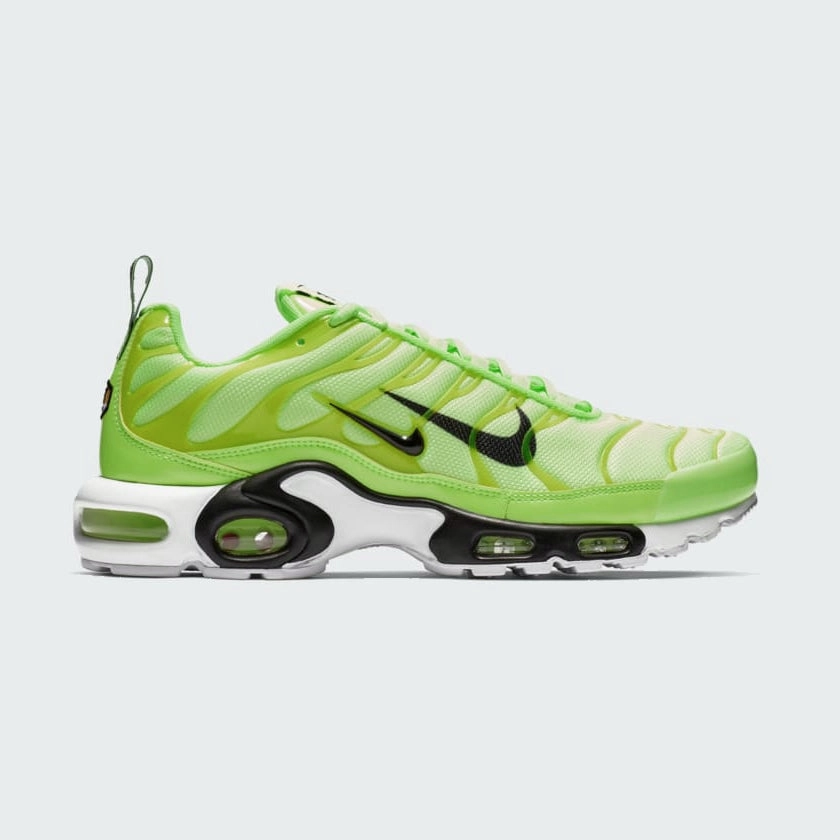 Reflective Shoes Nike Nike Air Max Plus Men's "Lime Blast" Trainers 815994 300