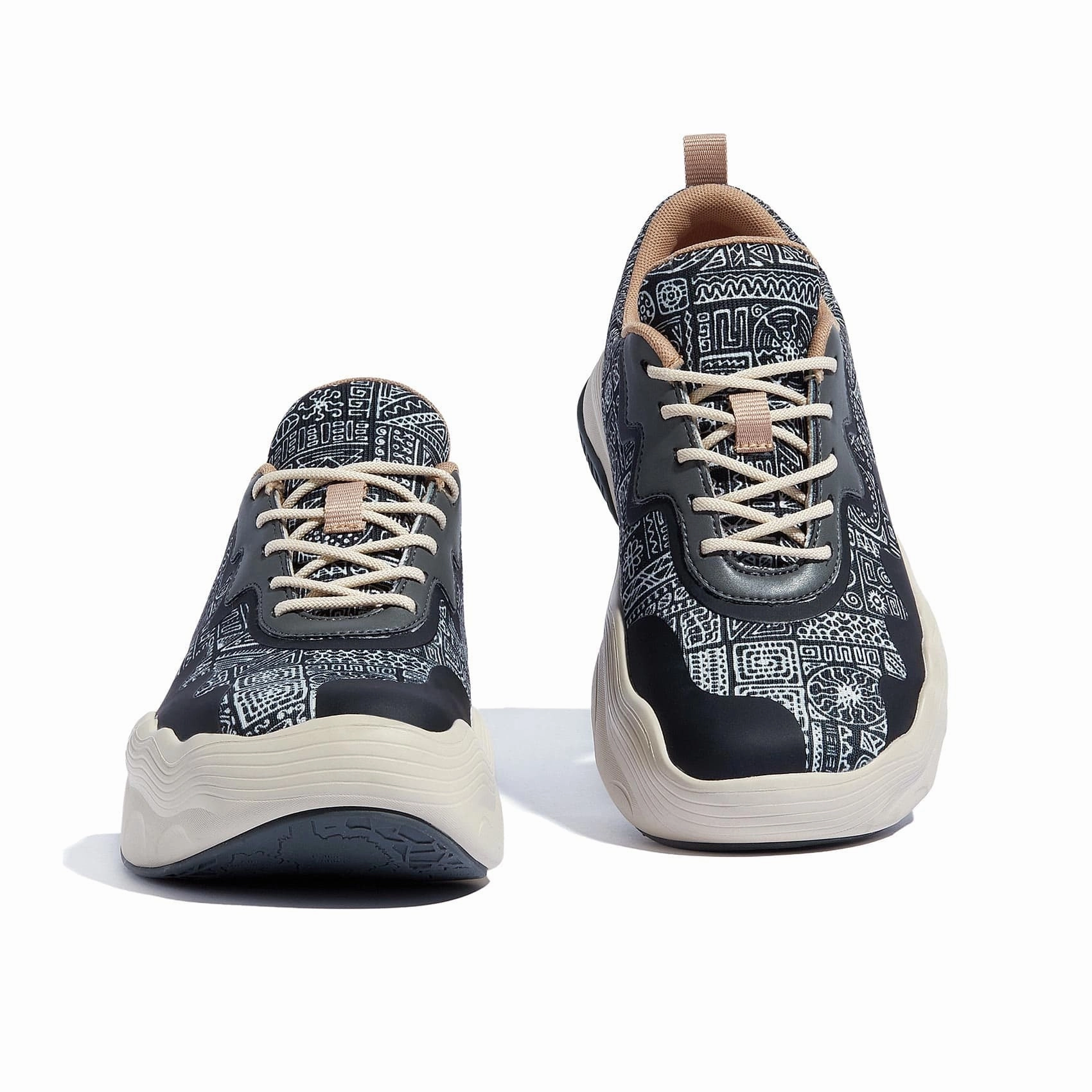 Geometric Dream Catalonia III Women Best Walking Shoes Wide Feet