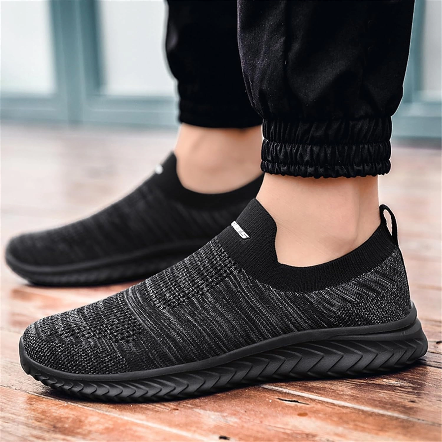 IWIHMIV Mens Slip On Sneakers Mens Athletic Running Tennis Shoes Lightweight Breathable Comfortable Sport Walking Sneakers On Run Shoes