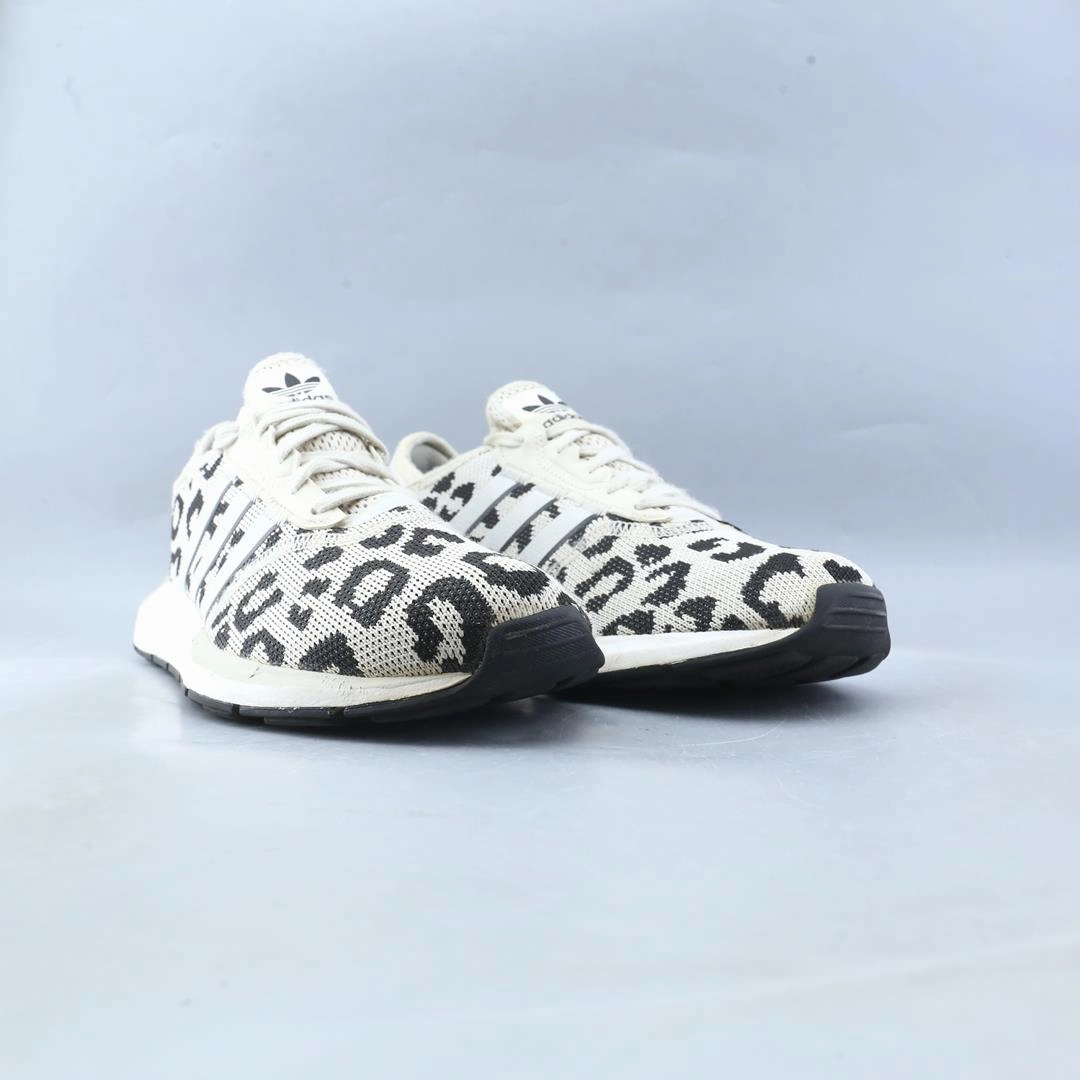 Running Shoes For Marathon Training ADIDAS SWIFT RUN X