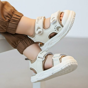 Wearing Flat Shoes All The Time Kids2605 sandal