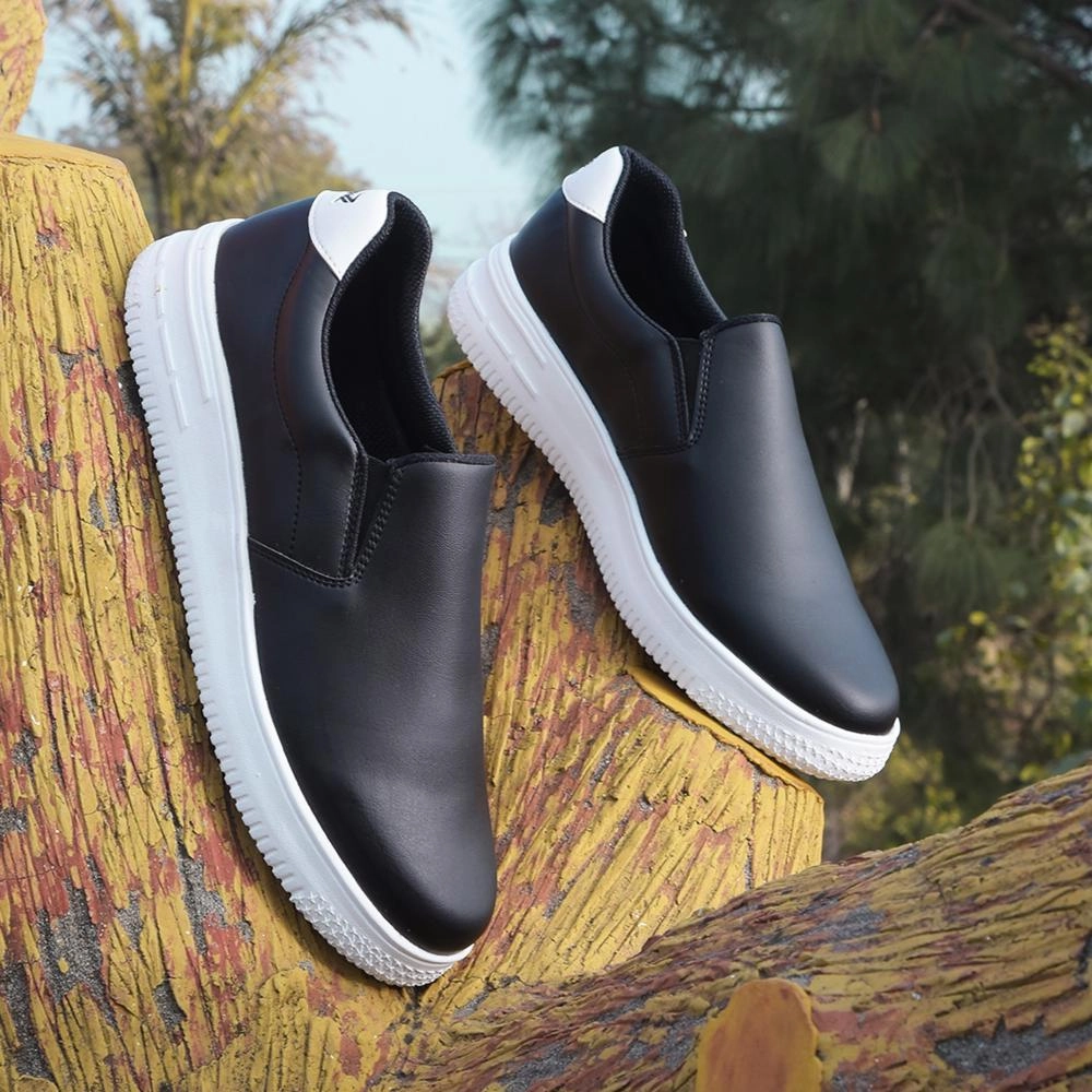 Leap7x Casual Black Non-Lacing Sneakers For Men DUGLAS-2E By Liberty Oxford Sneakers