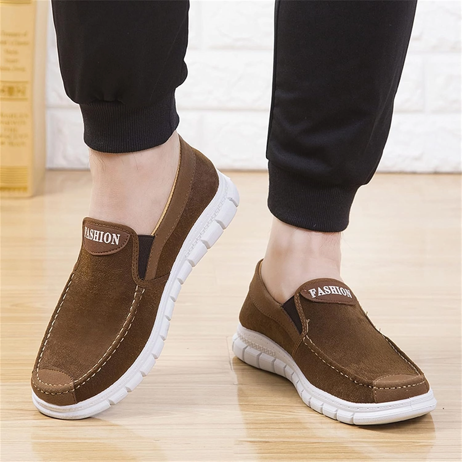 White Leather Slip On Sneakers Men's Fashion Sneakers Mens Athletic Shoes Shoe for Men Walking Shoe for Men Athletic Gym Casual Sneaker