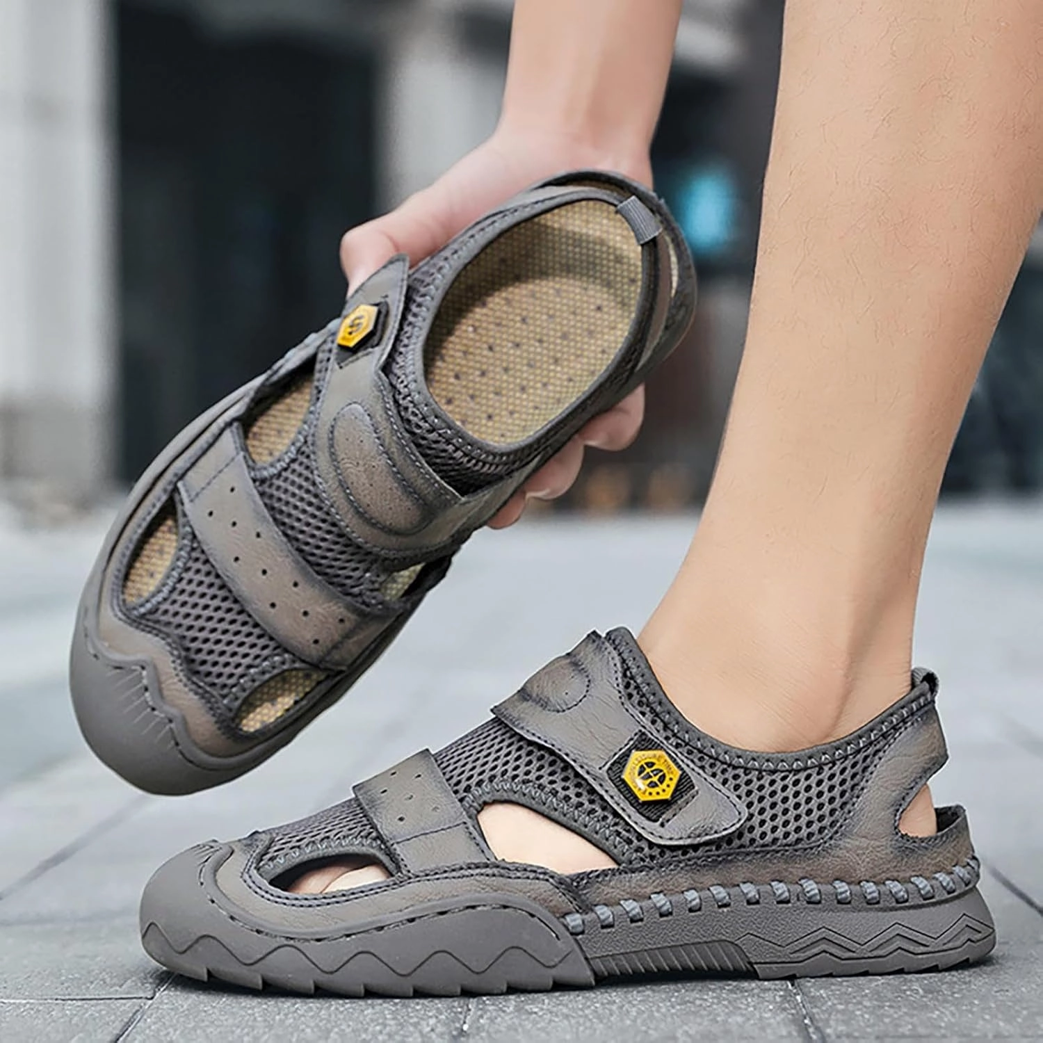 Casual Shoes For Kurta Pajama Men's Summer Mesh Breathable Casual Beach Shoes and Sandals Mens Hiking Sandals