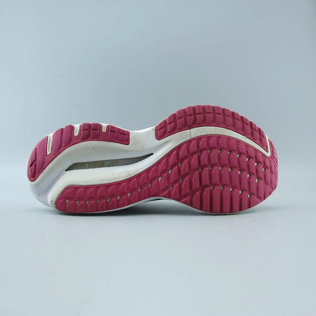 Running Shoes Under 50 MIZUNO WAVE INSPIRE 19