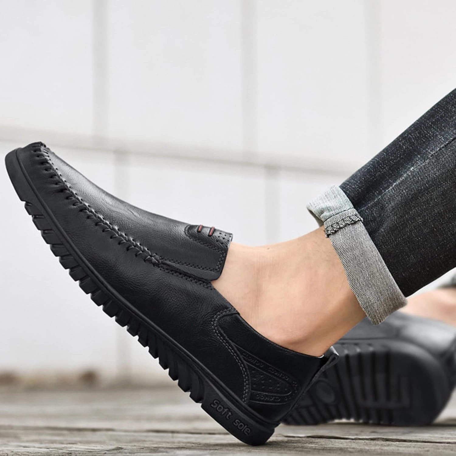 Casual Prom Shoes Mens Slip on Shoes Black Comfort Orthopedic Dress Shoe 2025 Fashion Brogue Footwear Casual Loafers Formal Sneakers