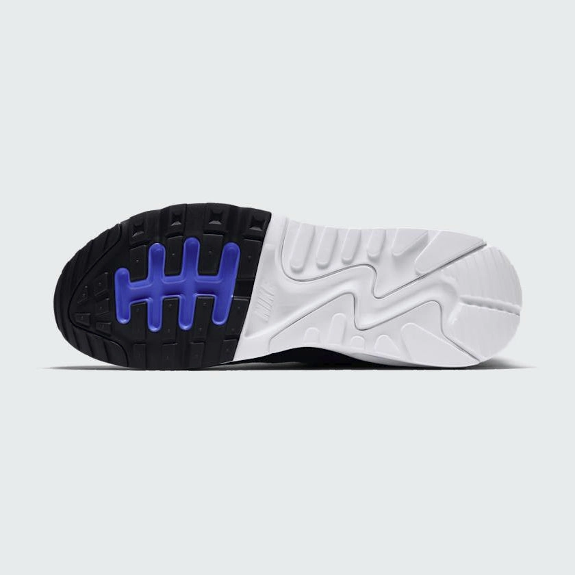 Nike Turf Shoes Nike Air Max 90 Ultra 2.0 Flyknit Women's Trainers 881109 001