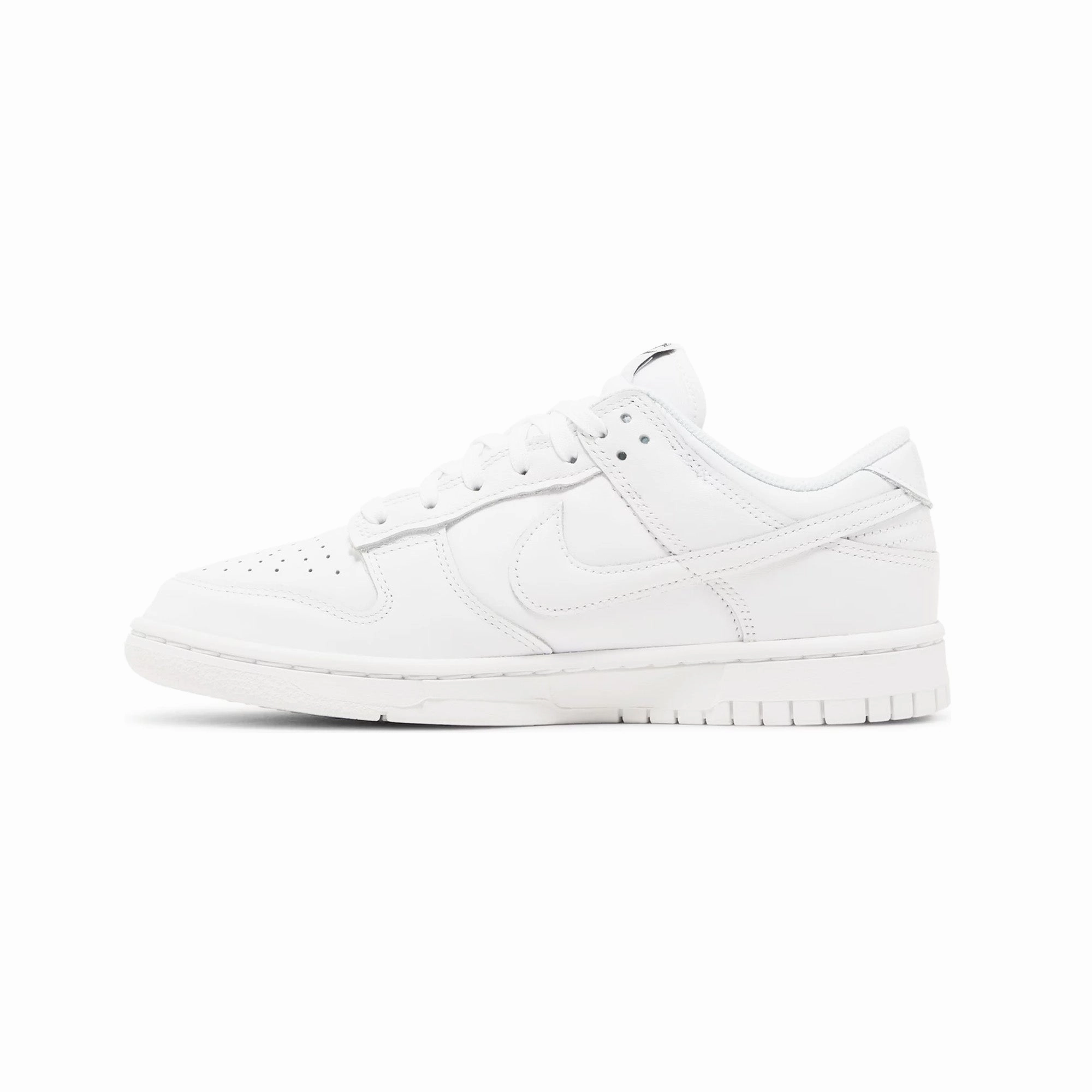 High Top Nike Gym Shoes Nike Dunk Low 'Triple White' Women's (2021)