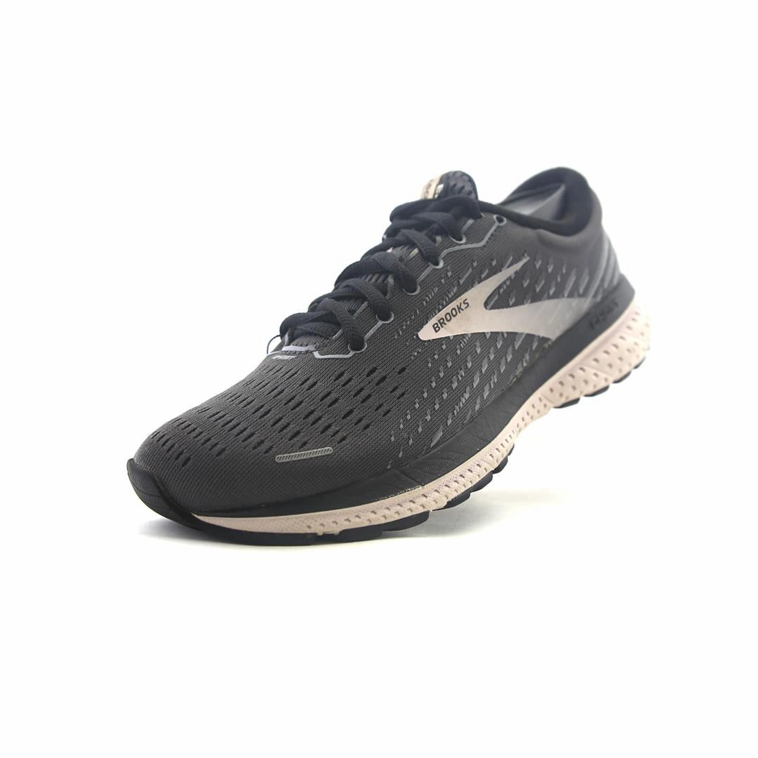 BROOKS GHOST 13 Drawings Of Basketball Shoes