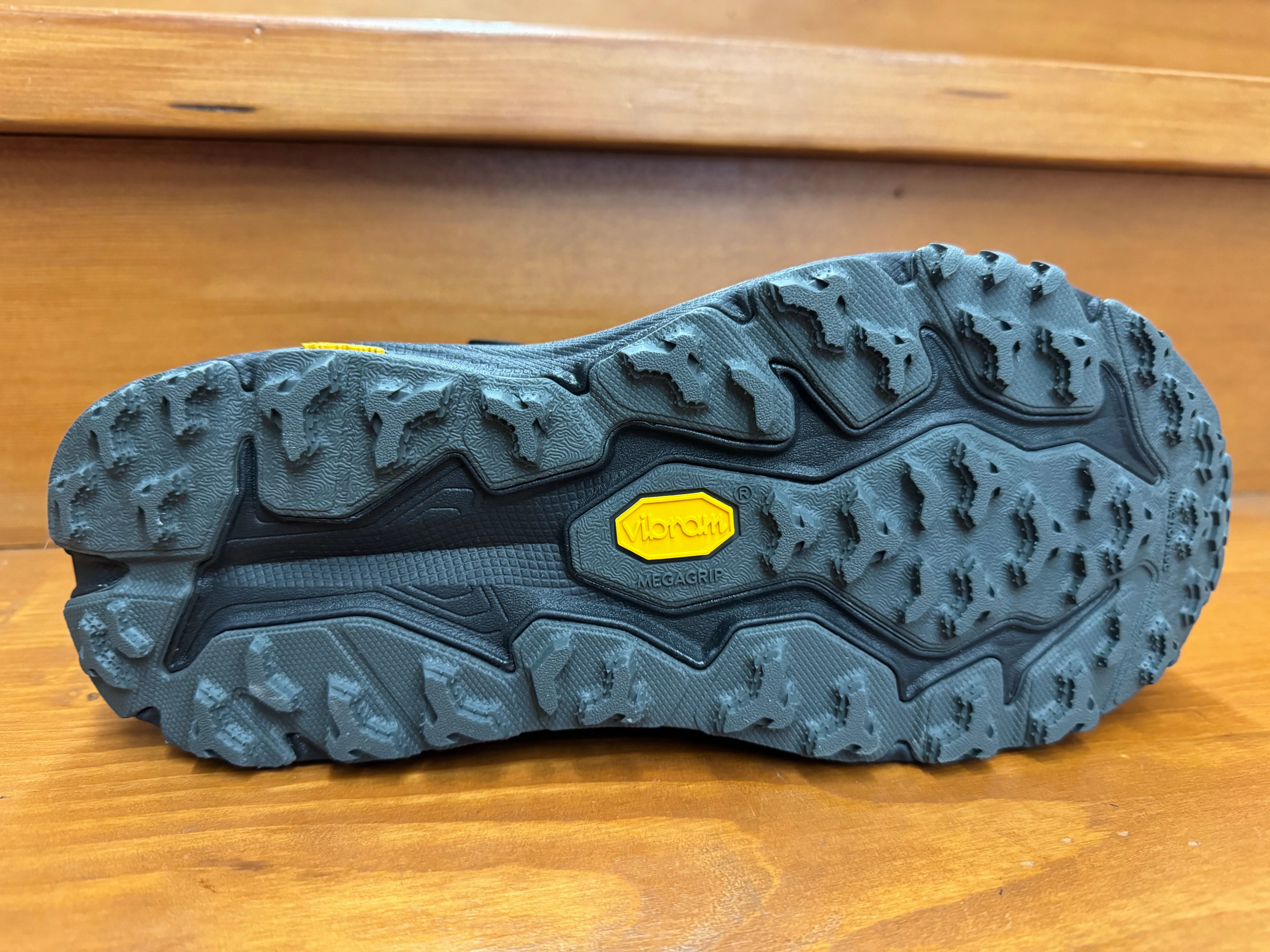 Best Shoes For Walking With Arch Support Hoka Speedgoat 6 GTX Black/Outer Orbit 1155151-BCKT & 1155771-BCKT