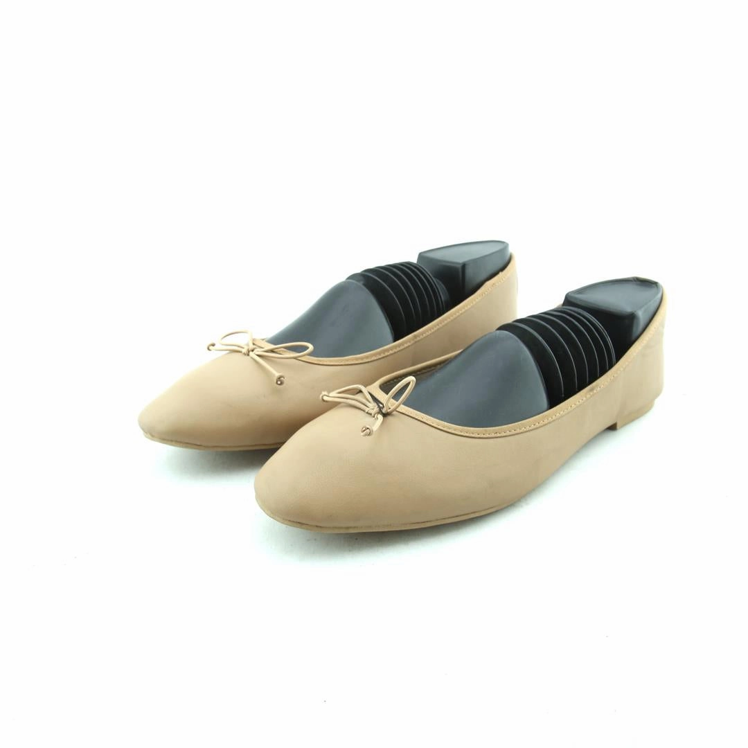 60$ Basketball Shoes PRIMARK .