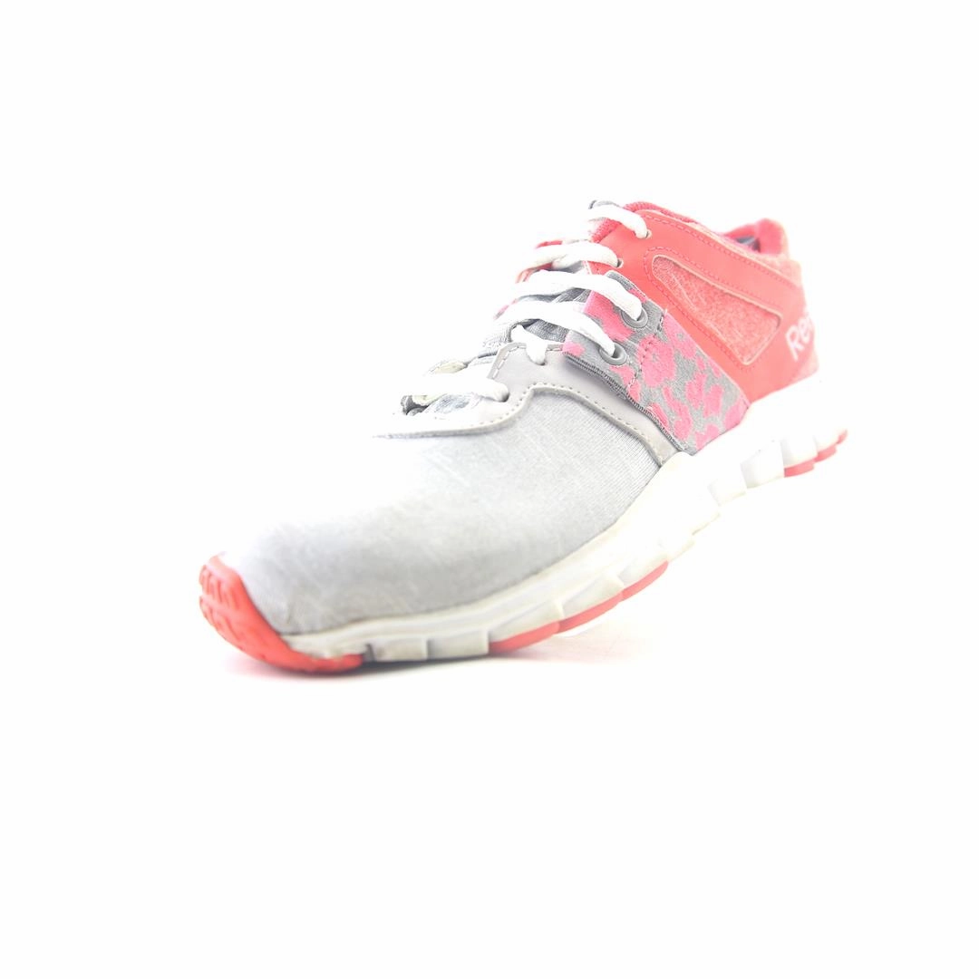 Oxfords Vs Derbys REEBOK REALFLEX