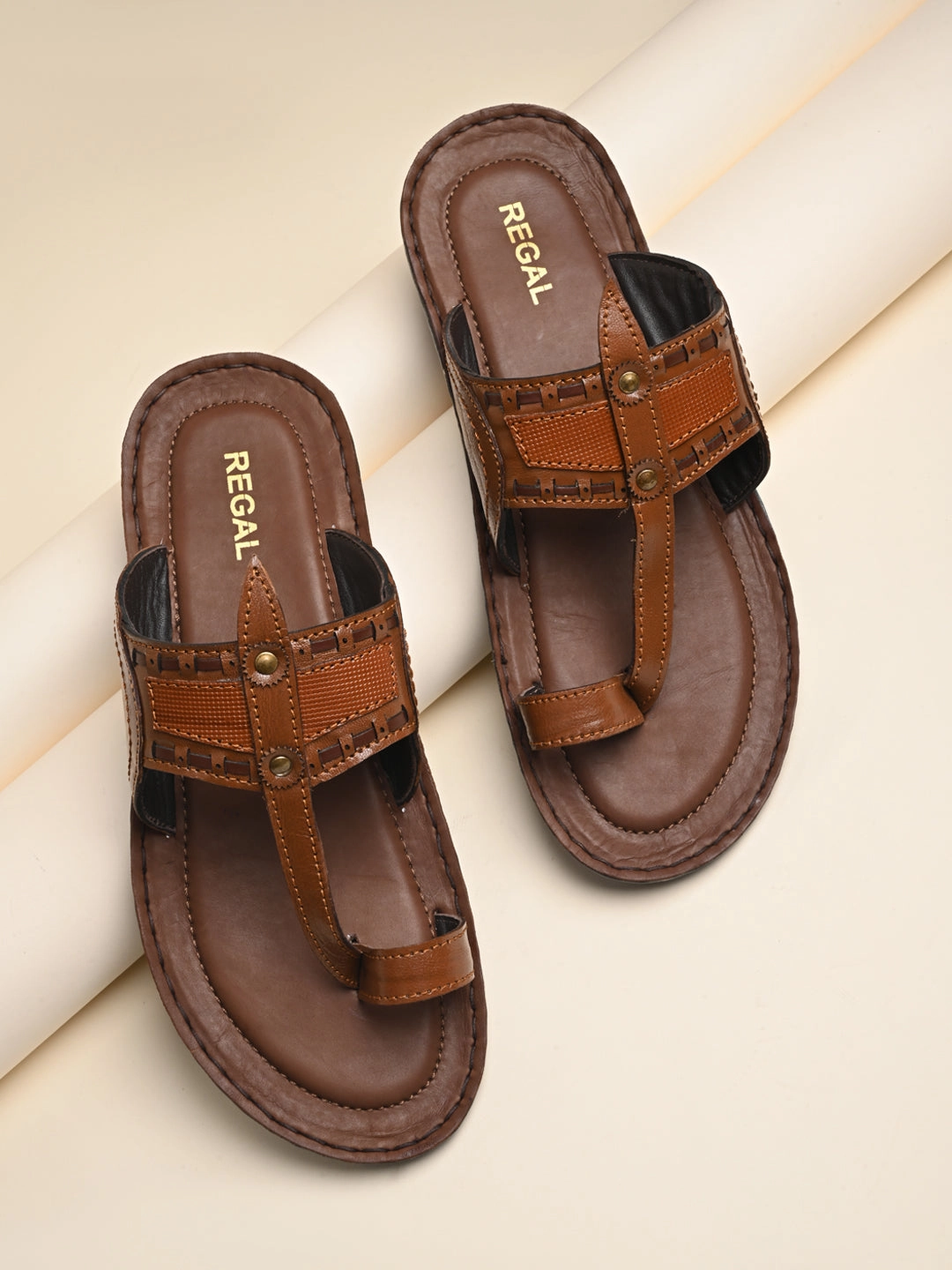 Casual Slip-on Round Toe Shoes Regal Tan Men Casual Leather Kolhapuris