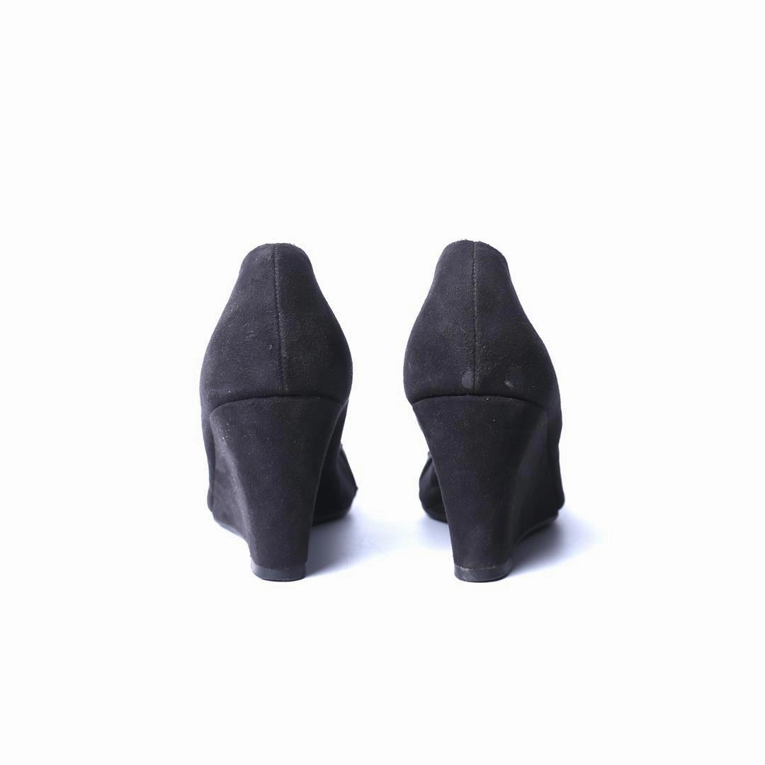 MADELINE . Basketball Shoes 1990s