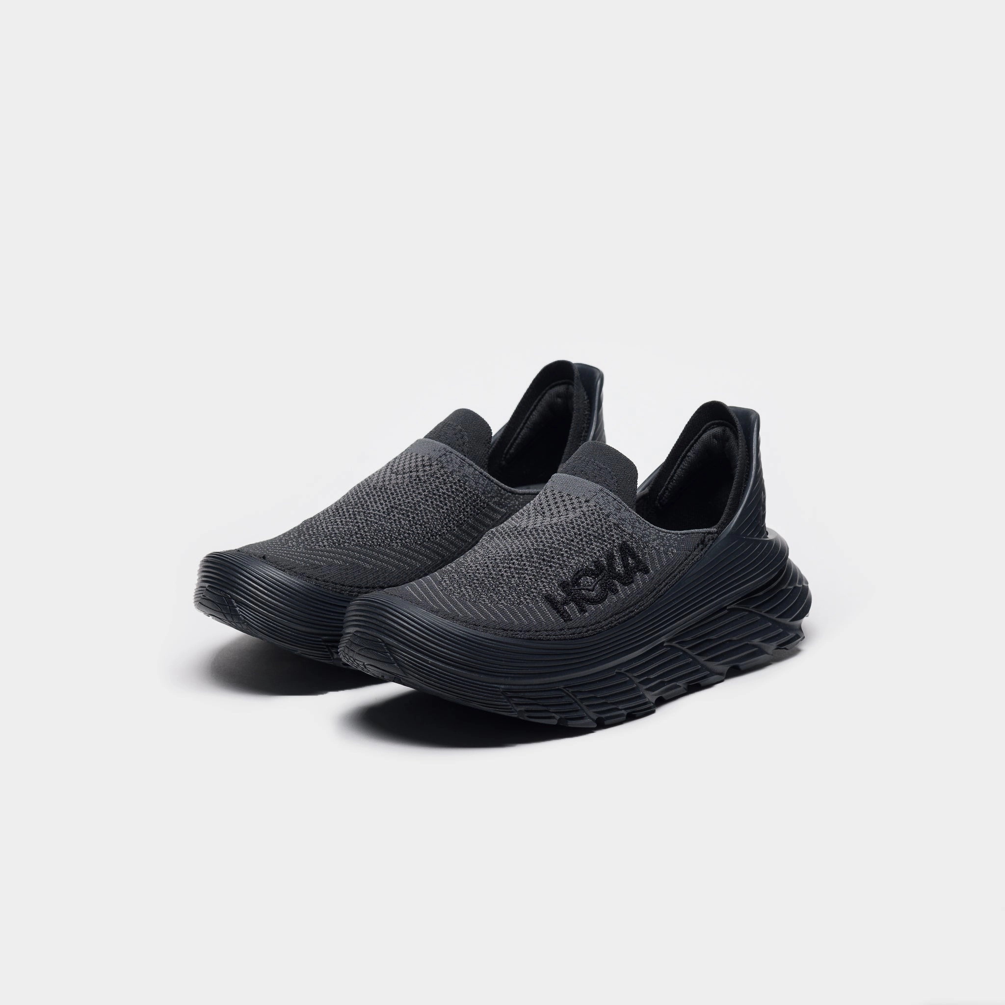 Restore TC Sneaker in Black/Black Different Styles Of