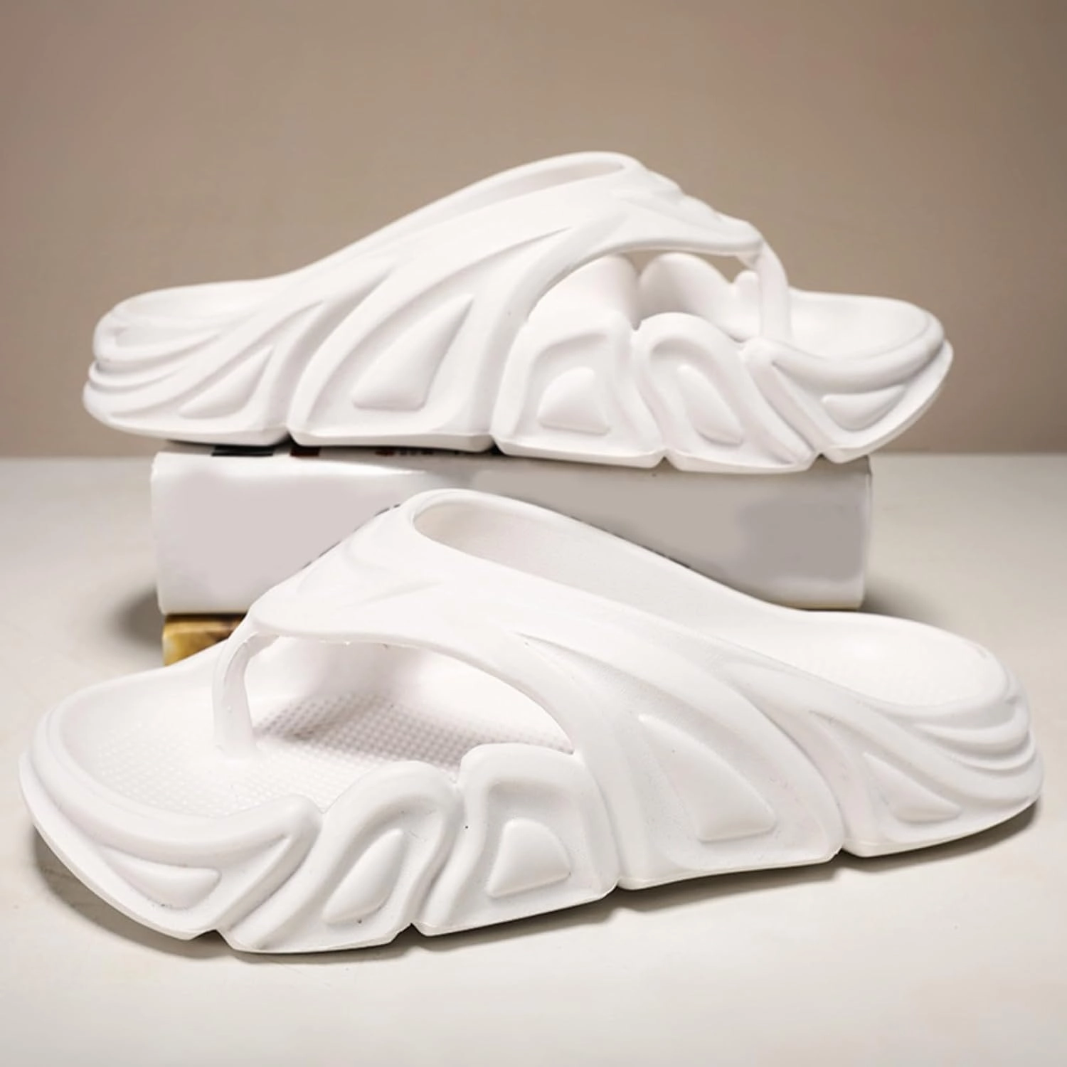 Stability Casual Shoes Sandwich Slippers For Men Summer Thick Soles Step On The Feces Touching Character Slippers Cat Slippers for Men Indoor Men's