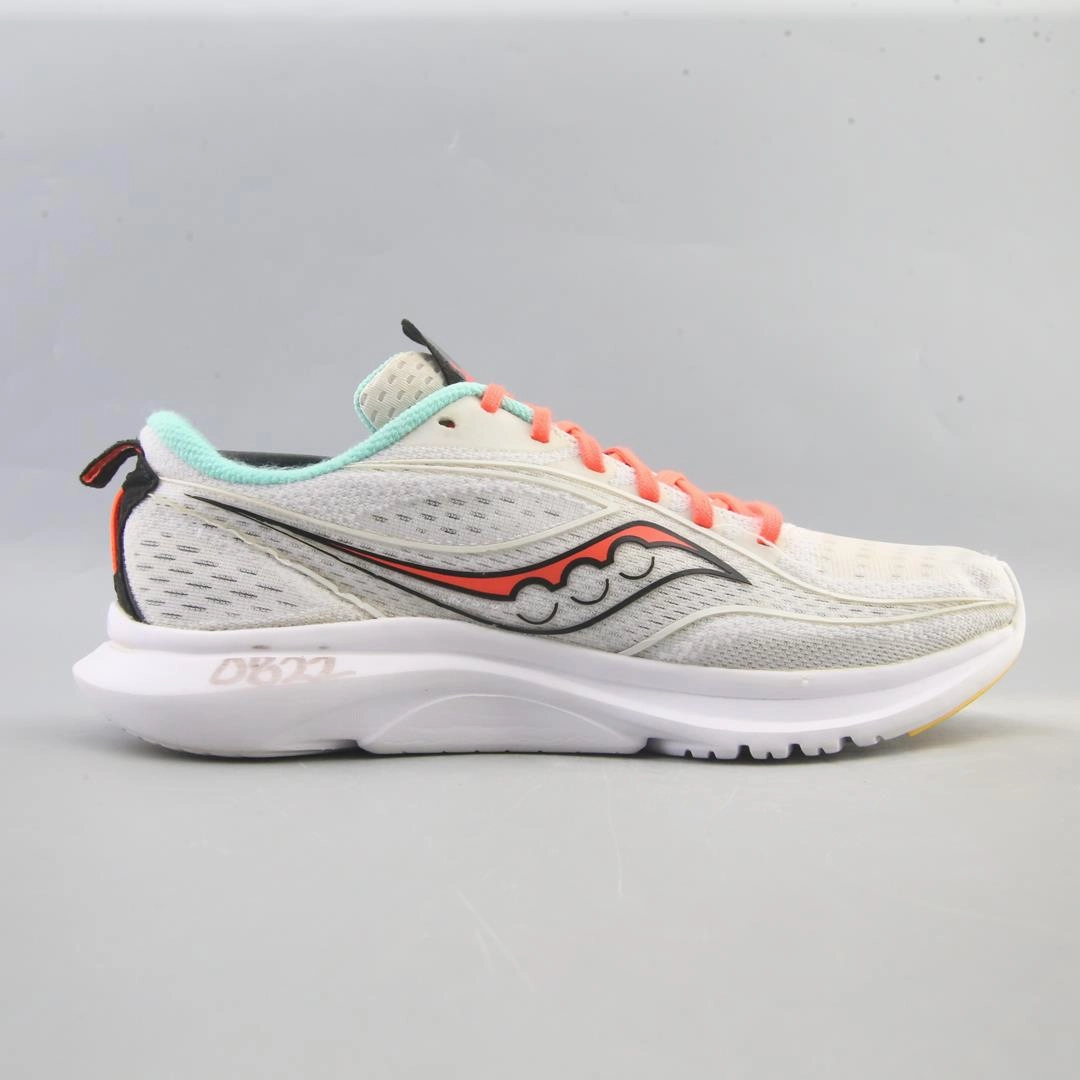 SAUCONY KINVARA 13 Vcu Basketball Shoes