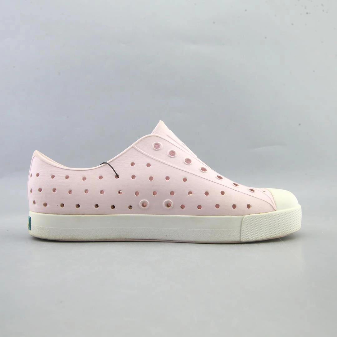 Slip On Sneaker With Arch Support NATIVE .