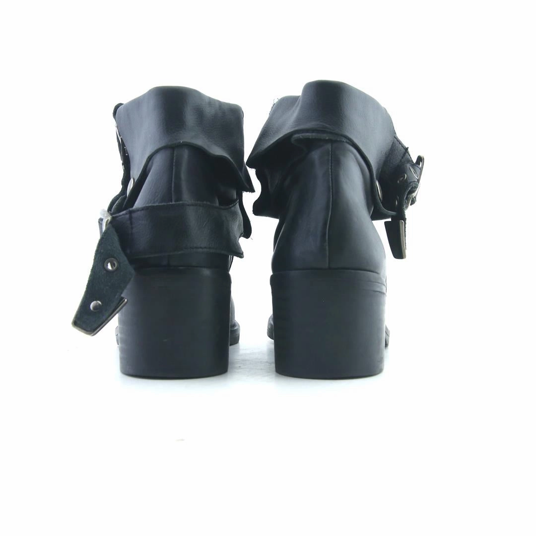 Jordan Stay Loyal Basketball Shoes SIXTYSEVEN .