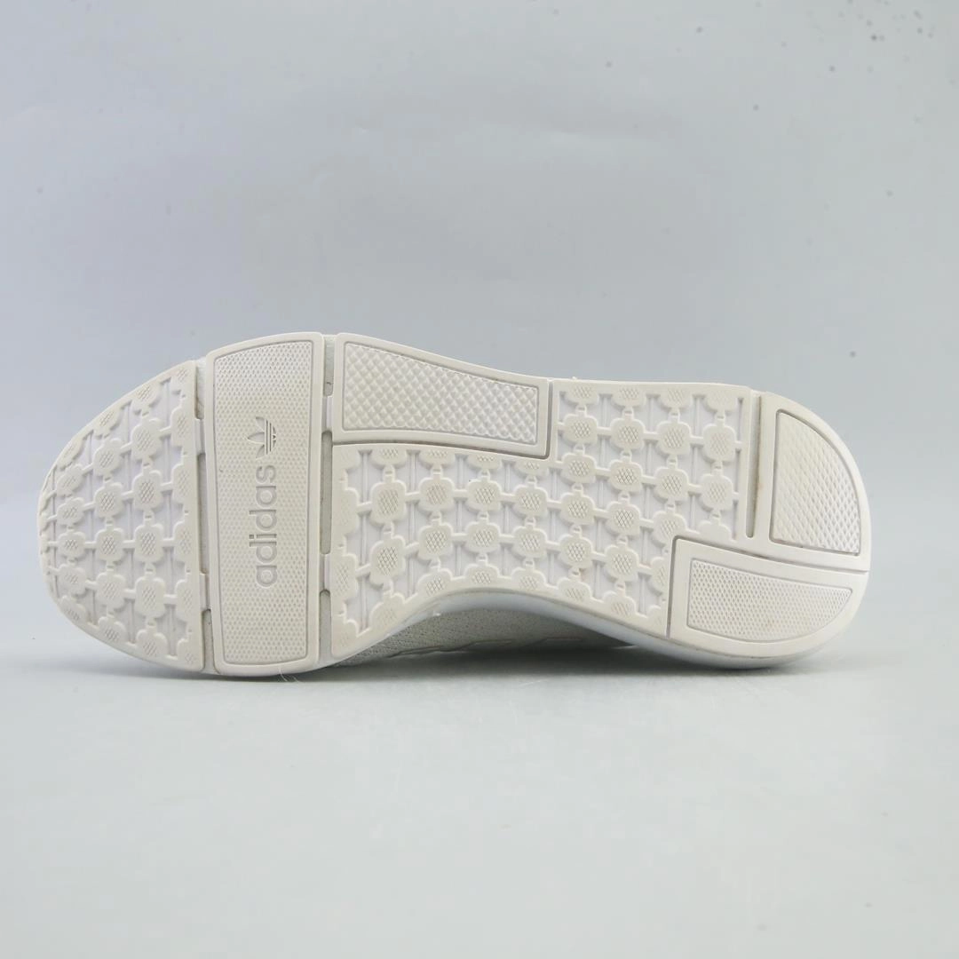 ADIDAS SWIFT RUN 22 Zoom Vomero Running Shoes