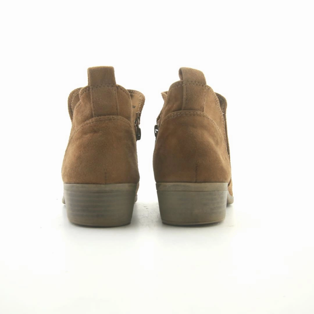 Basketball Shoes With High Ankle Support SO. .