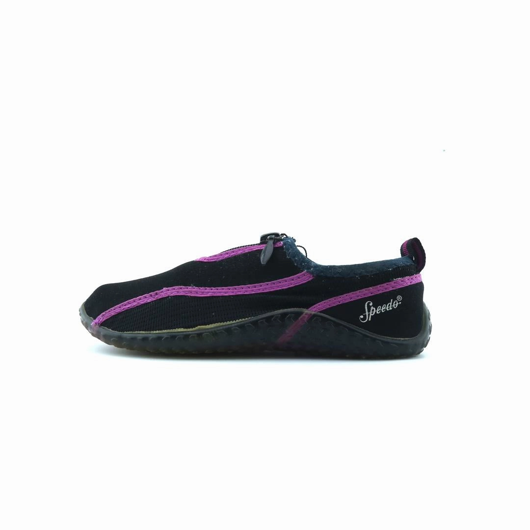 SPEEDO . Slip On Wedge Espadrilles