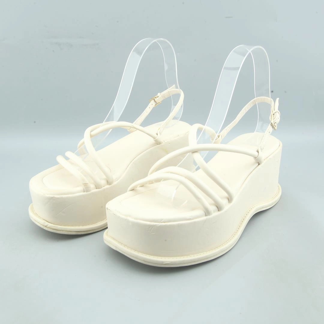 STRADIVARIUS . New Release Basketball Shoes 2025