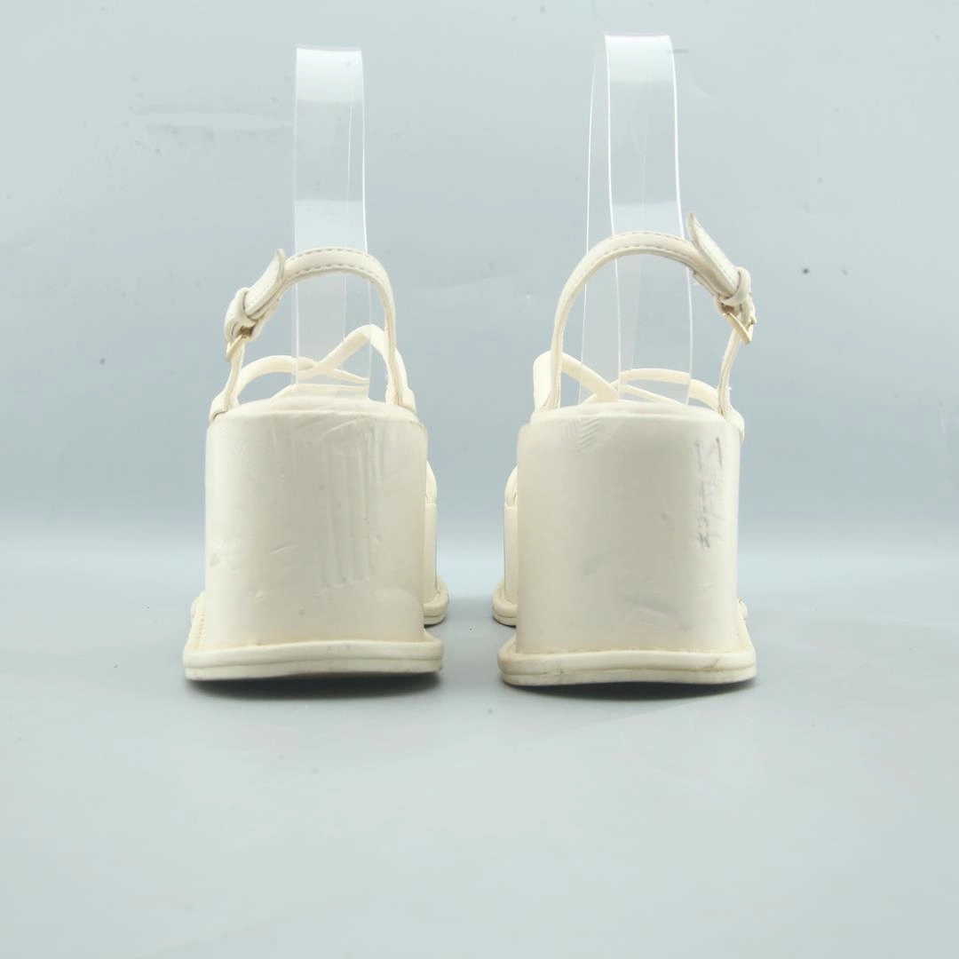 STRADIVARIUS . Mb.04 Basketball Shoes