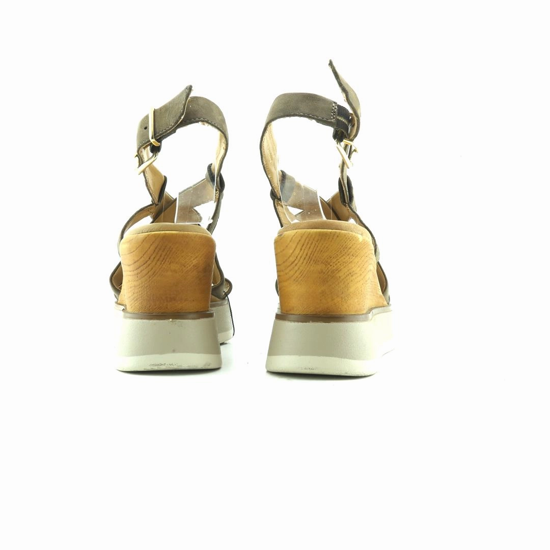 Basketball Shoes Lebron 20 TAMARIS .