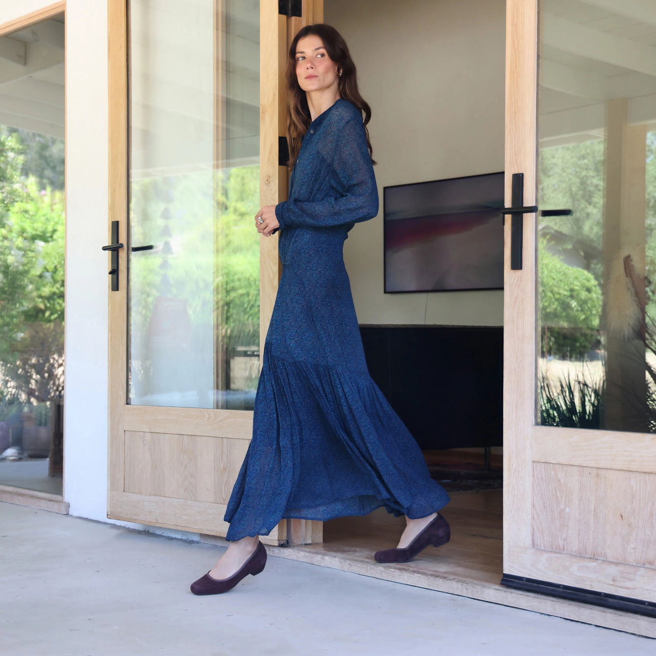 Navy Dress And Color Shoes Via Pump