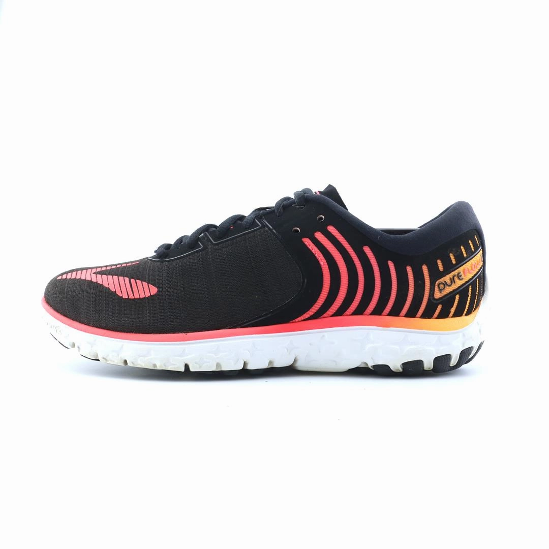 BROOKS PURE FLOW 6 Best Running Shoes With Narrow Feet
